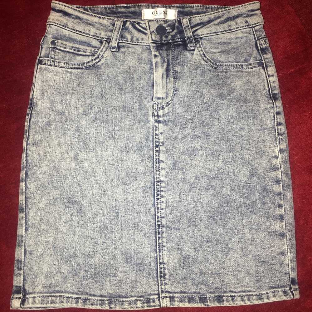 VINTAGE 90S GUESS denim acid wash skirt!